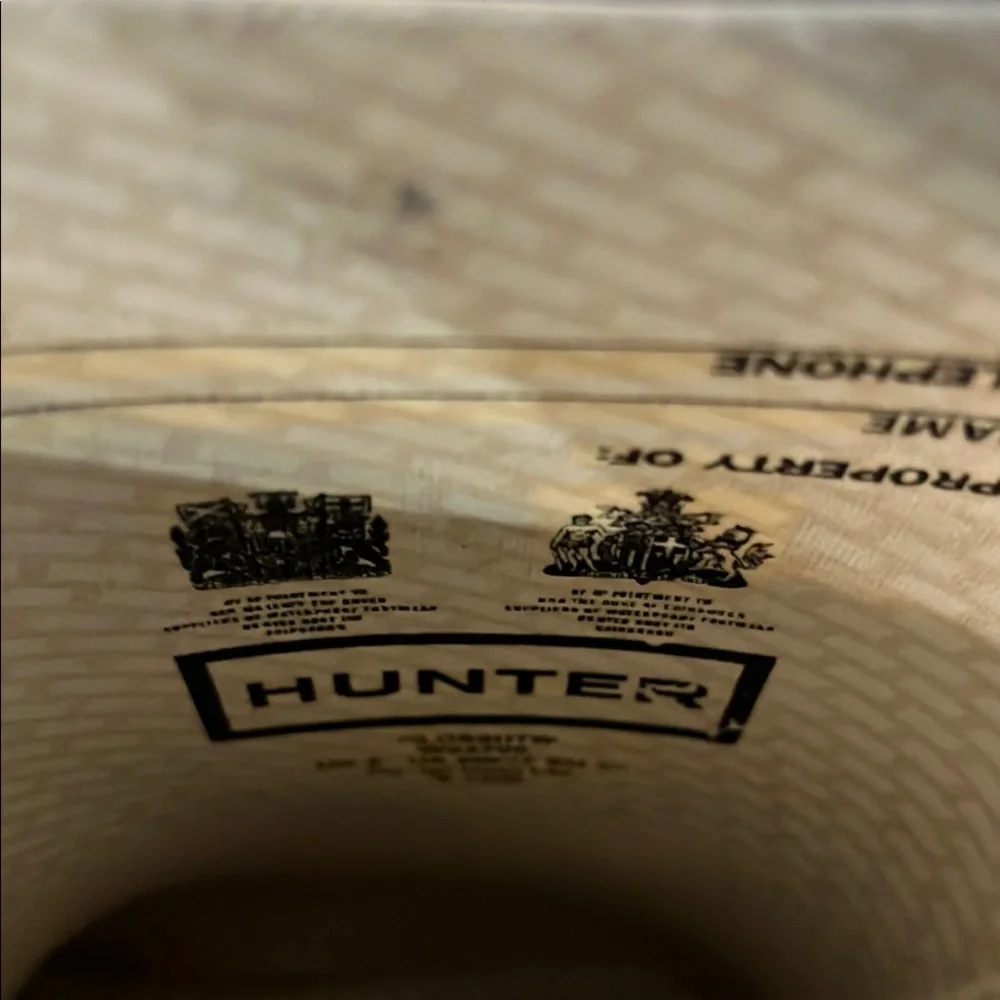 Hunter Women's Black Rain Boots - Picture 2 of 3